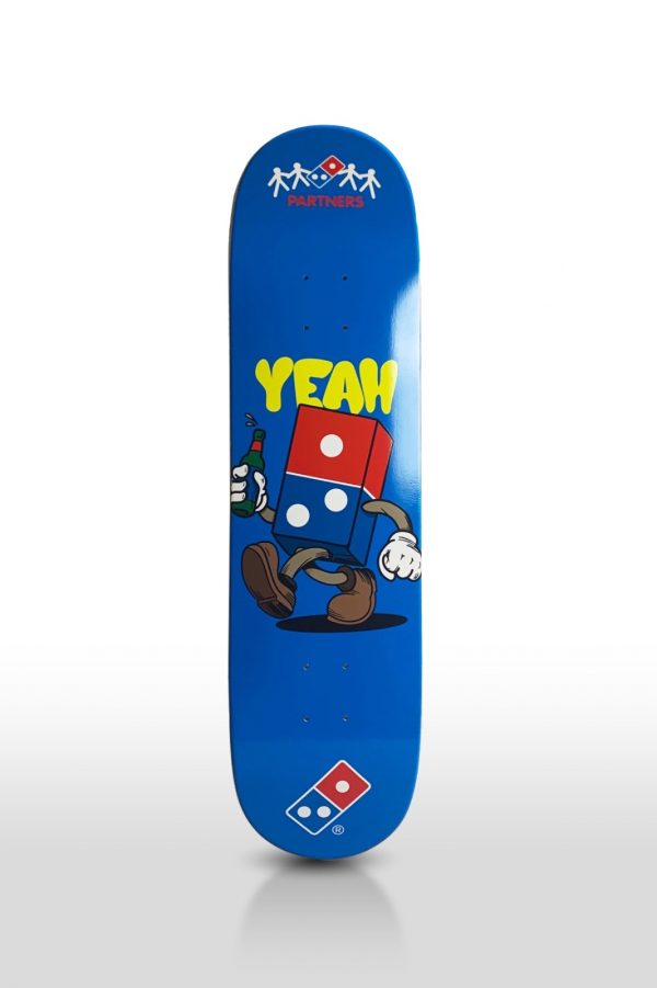 Skateboard „Yeah Domino’s“