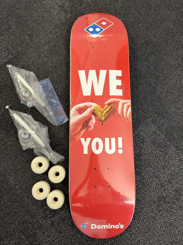 Skateboard „We love you“ – Bild 5